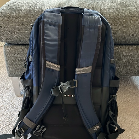 The North Face Navy Men’s Borealis Packpack - Picture 5 of 12